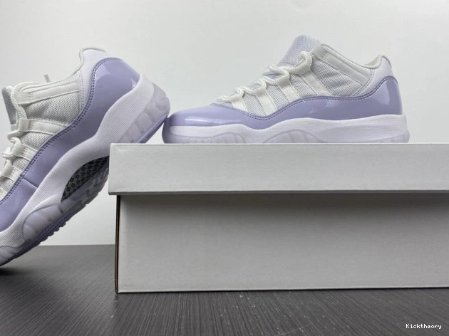 Kick Theory AH7860-101 Low WMNS Air Pure Jordan 11 Violet 0821